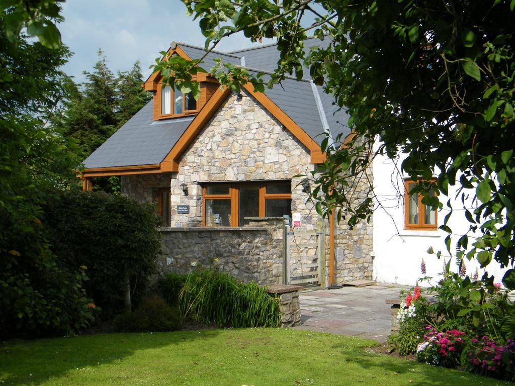 Ballas Farm Country Guest House Bridgend  Exterior photo