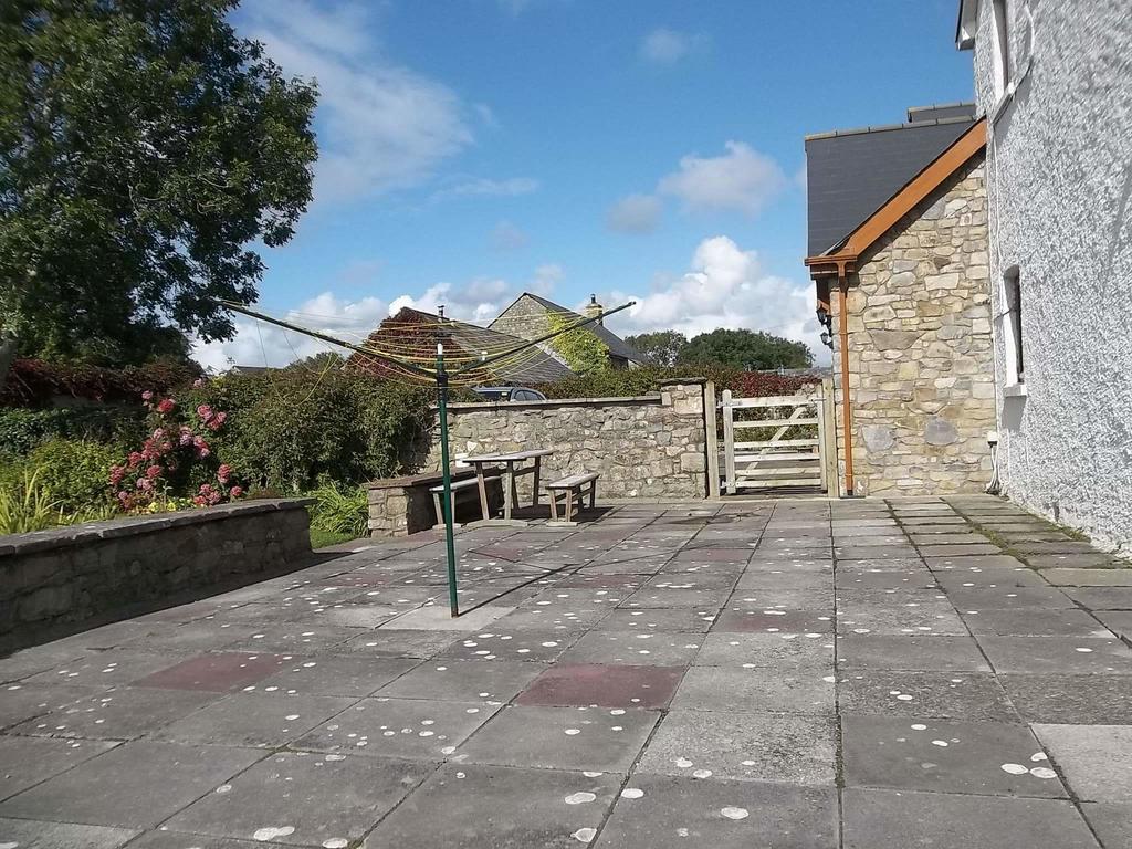 Ballas Farm Country Guest House Bridgend  Exterior photo